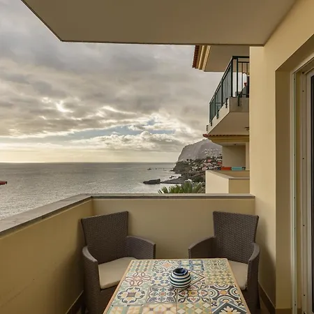Ocean View And Infinity Pool شقة فونشال