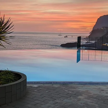 شقة Ocean View And Infinity Pool فونشال