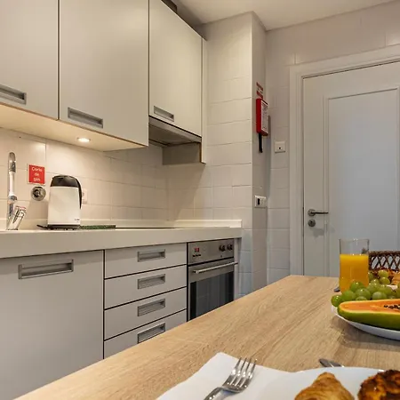 Ocean View And Infinity Pool