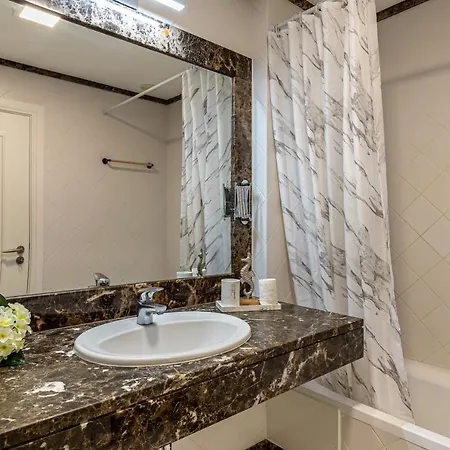 Ocean View And Infinity Pool *