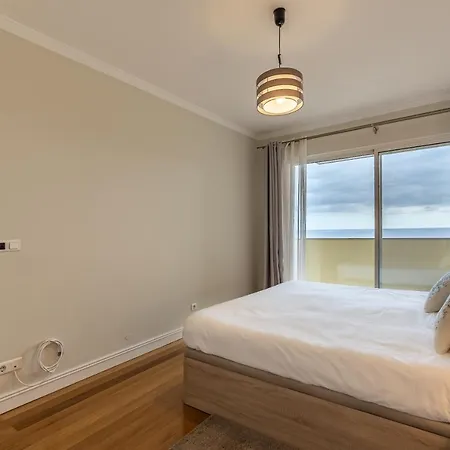 Ocean View And Infinity Pool 푼샬