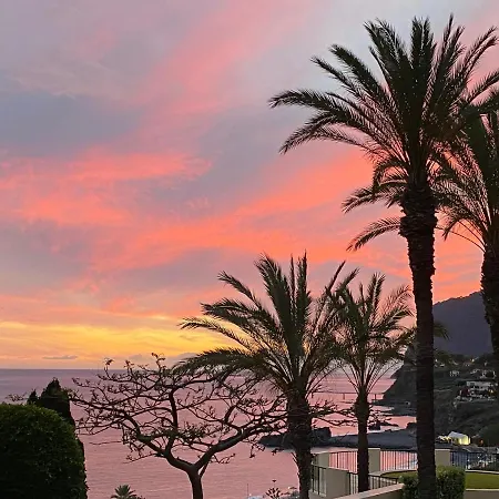 Ocean View And Infinity Pool 아파트