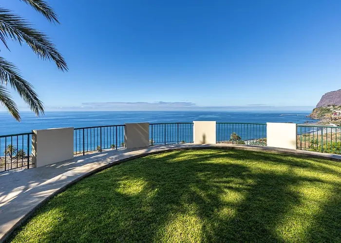 Ocean View And Infinity Pool *