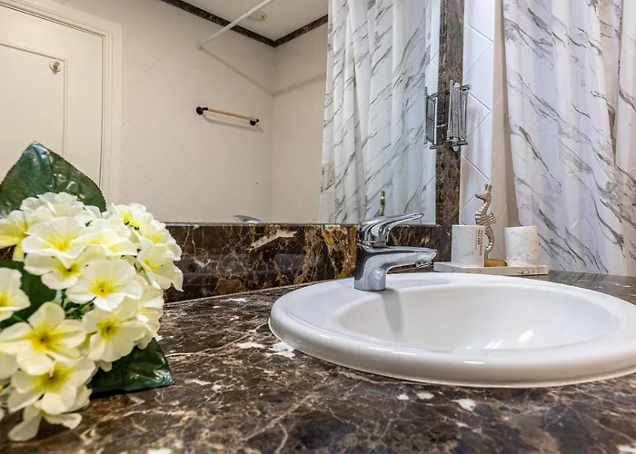 Lejlighed Ocean View And Infinity Pool Funchal (Madeira)